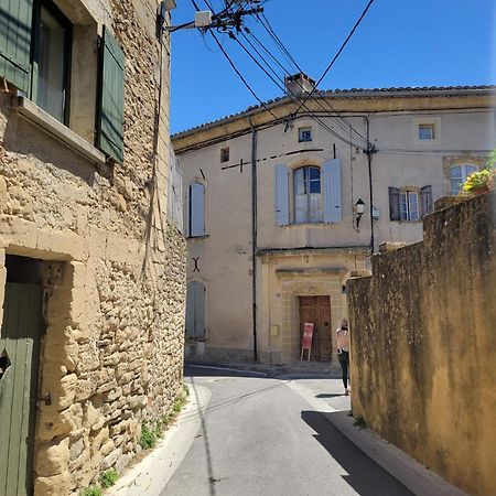 Studio Spacieux De Caractere Montaren-et-Saint-Médiers Exteriér fotografie