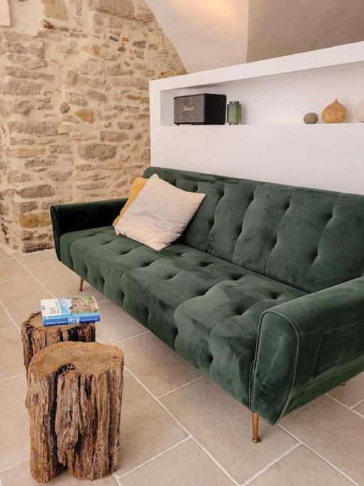 Studio Spacieux De Caractere Montaren-et-Saint-Médiers Exteriér fotografie