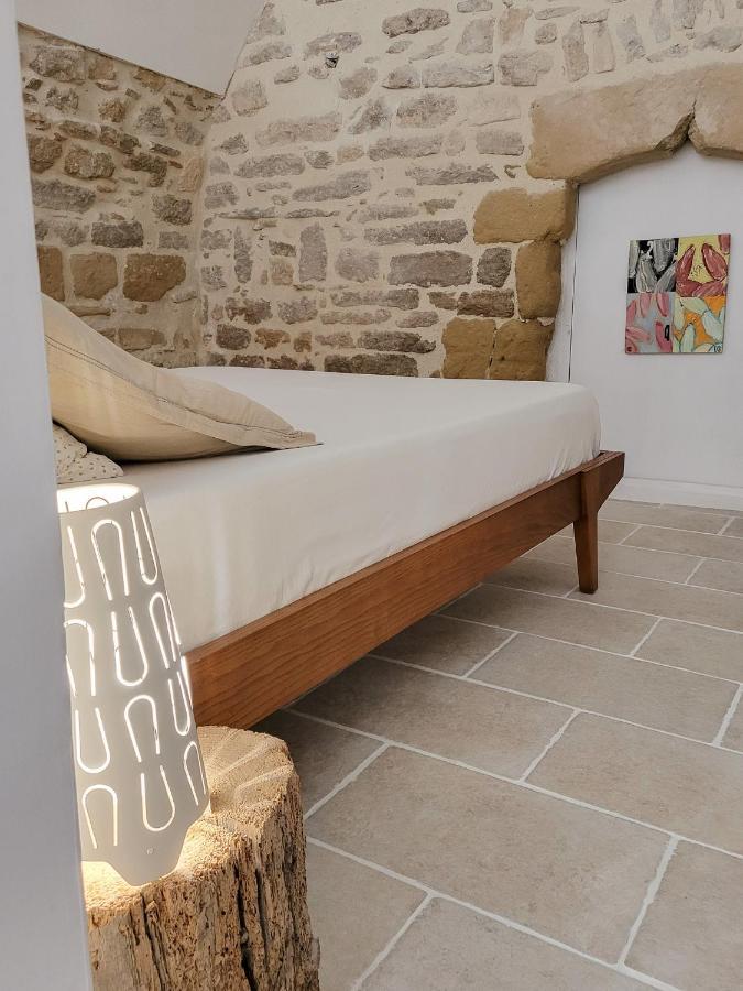 Studio Spacieux De Caractere Montaren-et-Saint-Médiers Exteriér fotografie
